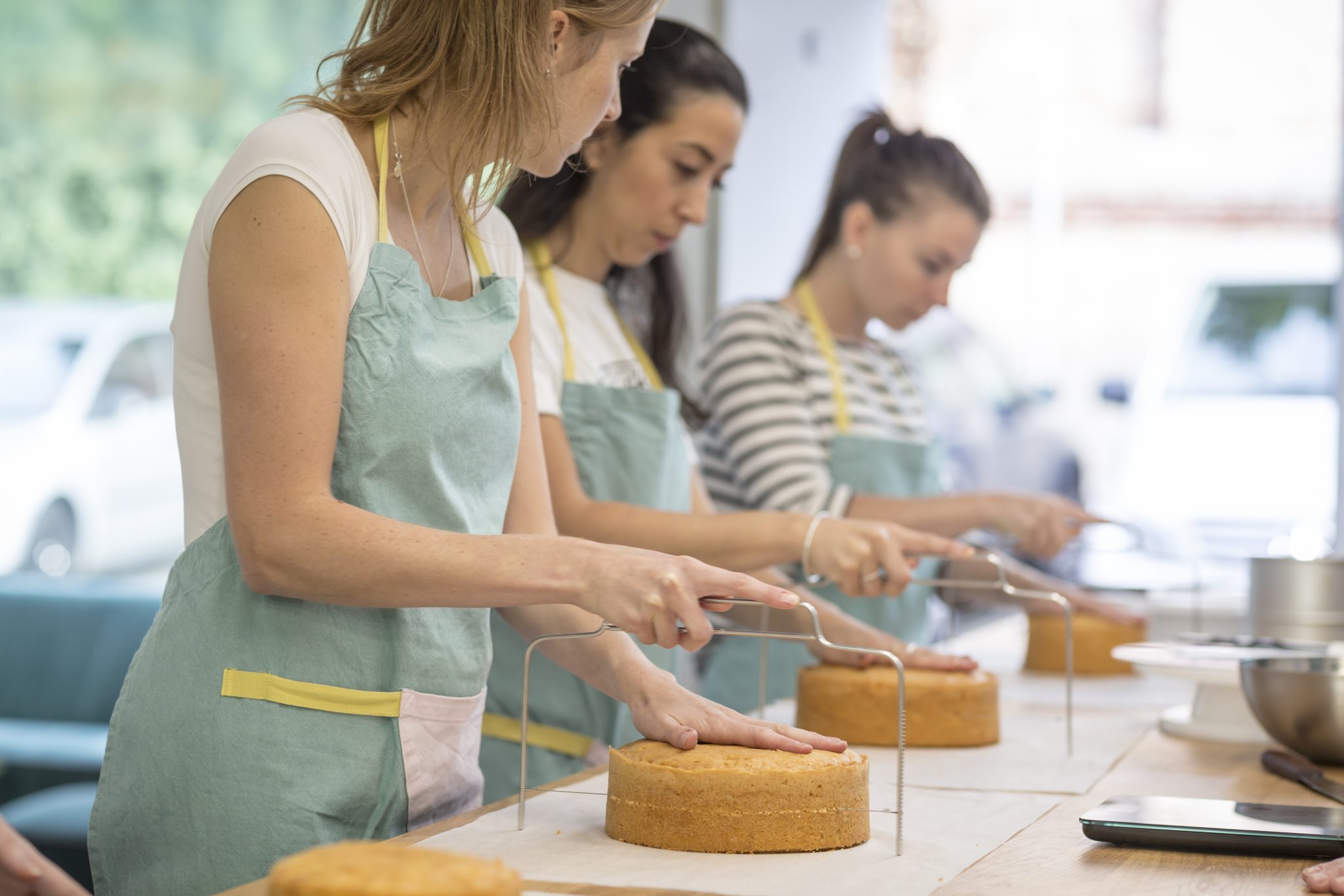 Online Cake Classes For Beginners Rosalind Miller Cakes   180914 RosalindMiller 5790 2048x1365 