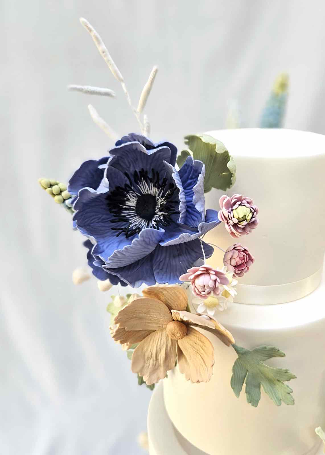 spring in bloom wedding cake